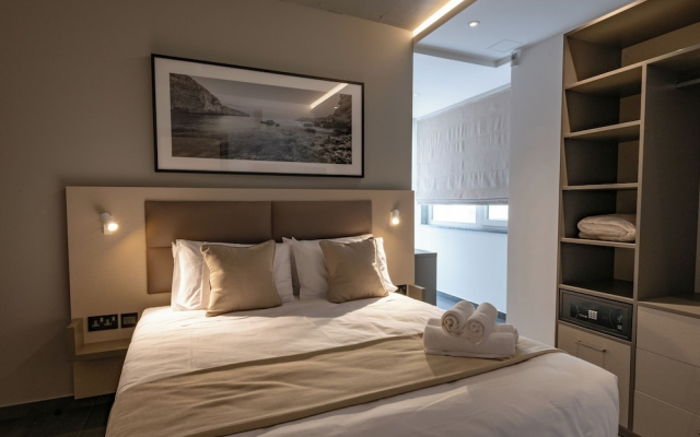 Marea Suites
