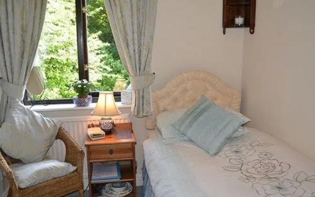 Woods End Bed  Breakfast