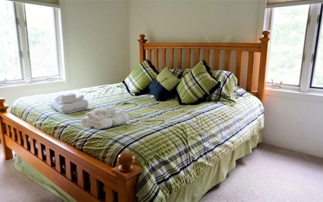 Pet Friendly Ski Vacation Condo in Waterville Valley Resort - Fri1v