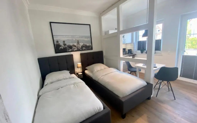 1025- Alte Da h me - Neu