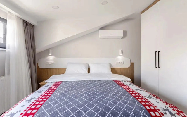 Chido Residence