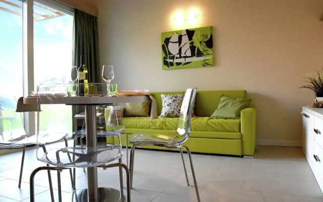 New Residence by Lake Iseo, Surrounded by Green