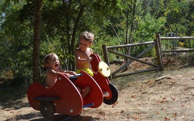 Camping Les Charmes