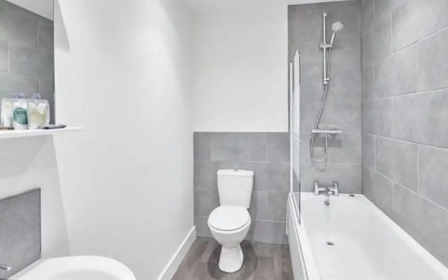Jackson Court Apartment 3