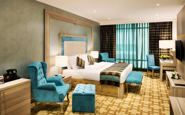 Sapphire Plaza Hotel