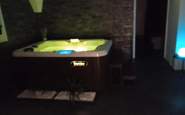 L'instant Suspendu (Adults Only)