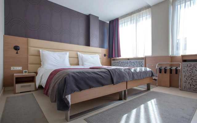 Hotel Srbija Garden Ex Garni