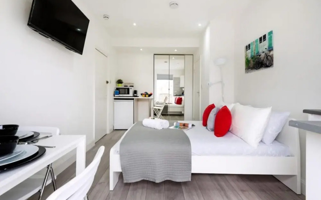 The Armadale Road Residence