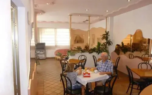Hotel Roma