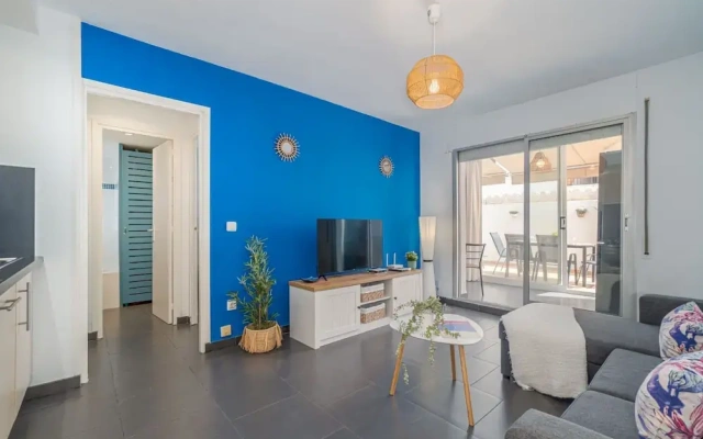 Apartment in Empuriabrava Near Sandy Beach