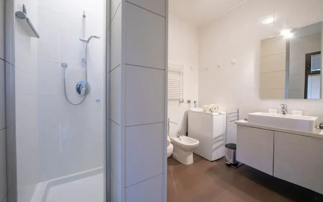 Suite on The Lake in Meina