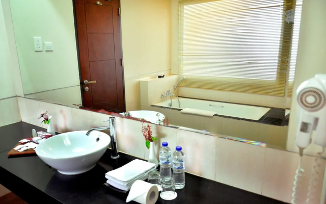 Padjadjaran Suites Hotel Bogor