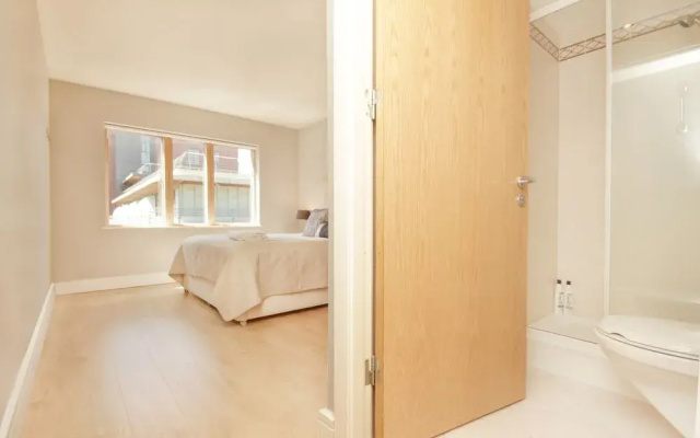 Luxury Asgard Road Apartment