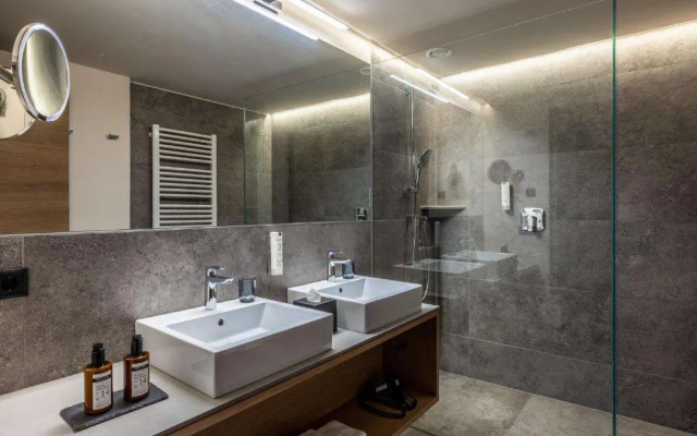 Maraias - Luxury Suites & Apartments