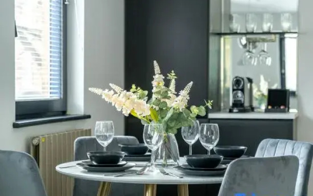 Gorgeous XL Flat, close to Elephant and Castle