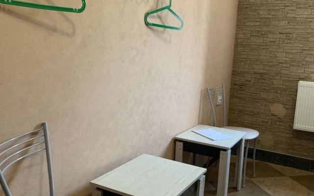 Novichok - Hostel