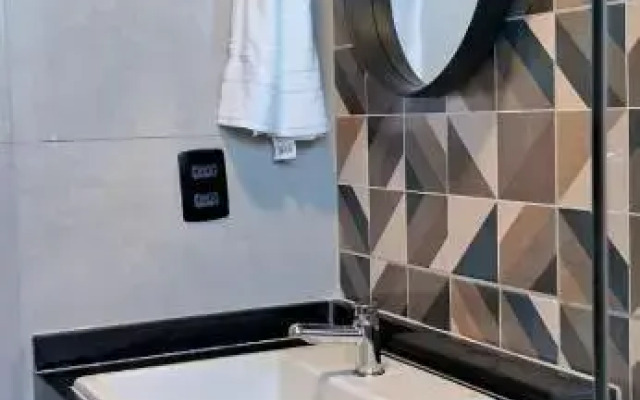Easy Porto Hotel
