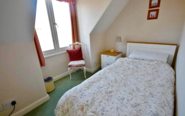 Hillcrest House Bed & Breakfast