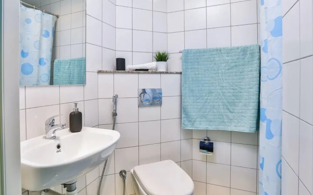 Ensuite Rooms and Studios-Dubai