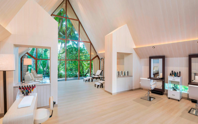 The St. Regis Maldives Vommuli Resort