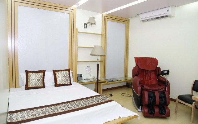 Nam Phong Hotel