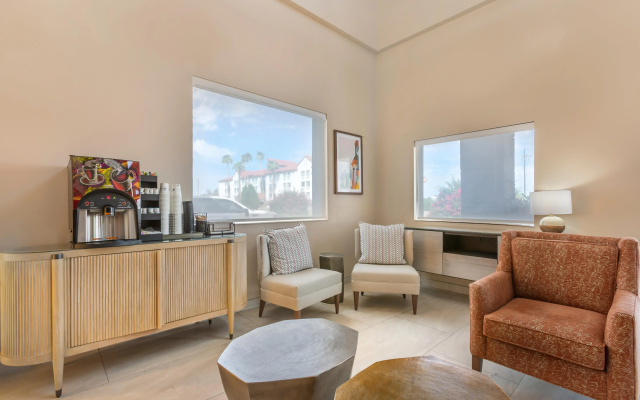 Best Western Gold Poppy Inn