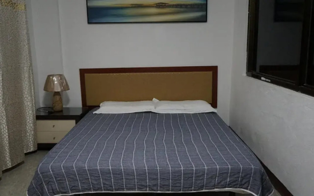 Tinian Lorilynn Hotel