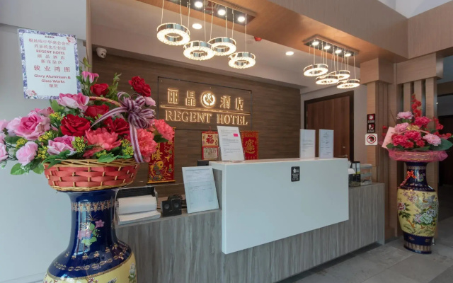OYO 89375 Regent Hotel