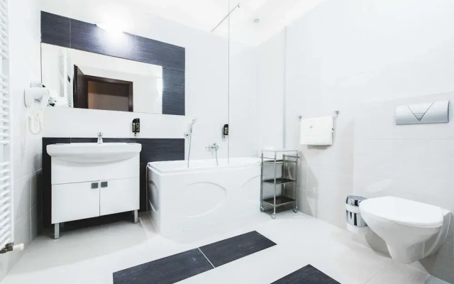 BOUTIQUE HOTEL11 with rooftop SPA