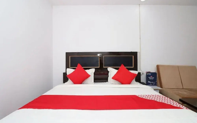 Hotel Raj Shree By OYO Rooms