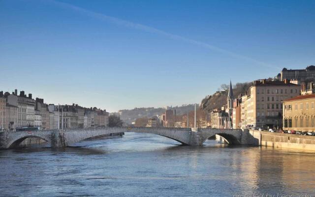 Hôtel Mercure Lyon Centre Charpennes 0