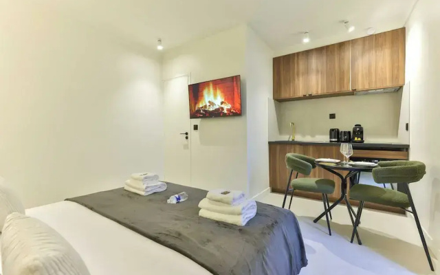 Beautiful 1 Bedroom Apartment