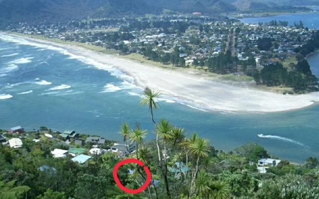 Paku Escape - Tairua Bach