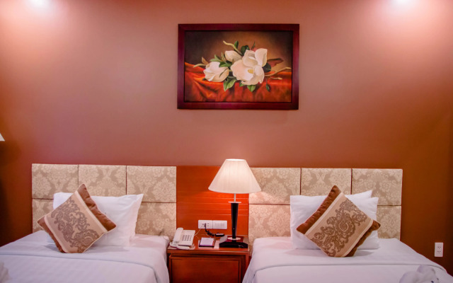 Отель KiN Hotel Thi Sach Edition