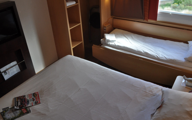 ibis Martigues