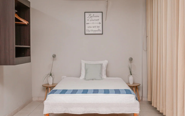 Leveint Executive Hotel