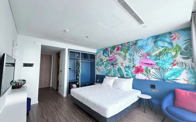 Flamingo Ibiza Party Resort Hai Tien