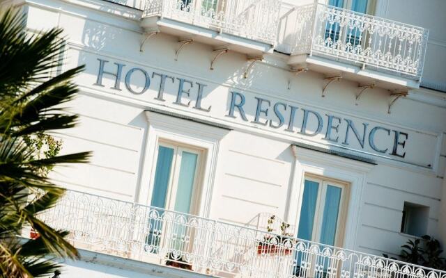 Hotel Residence вид на фасад