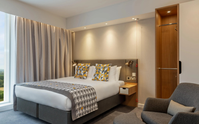 Holiday Inn Dublin Airport