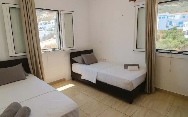 Beachfront Ela Luxury Stay With Jacuzzi Views