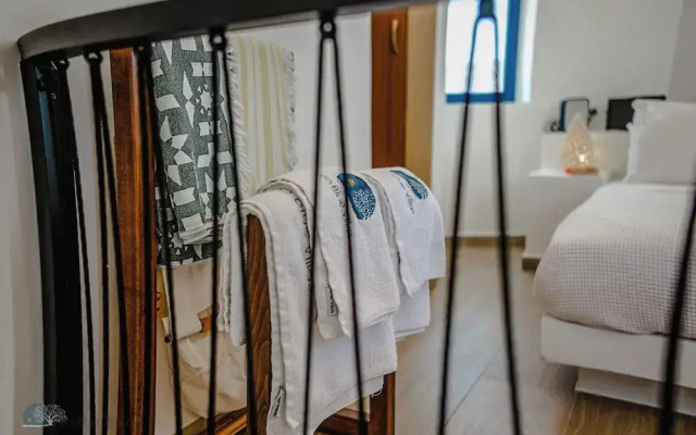 Zen Blue Suites Luxury and Nature in Kea