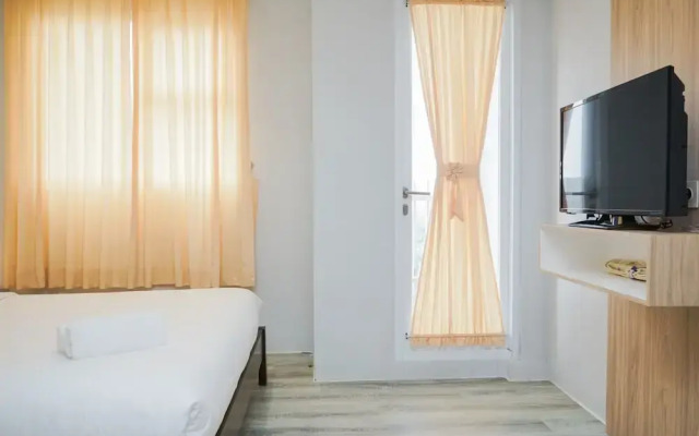 Elegant And Comfy Studio Apartment At Bintaro Icon