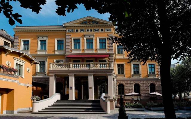 Отель Gallery Park Hotel & SPA, a Châteaux & Hôtels Collection Латвия, Рига - 1 отзыв об отеле, цены и фото номеров - забронировать отель Gallery Park Hotel & SPA, a Châteaux & Hôtels Collection онлайн вид на фасад