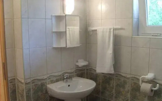 Hotel "Dvete Mecheta"