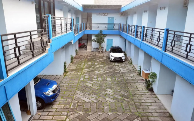 RedDoorz Syariah @ Kartohardjo Madiun