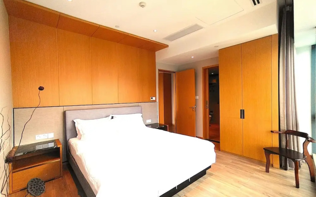 Interact China Fine Condo - Novotown