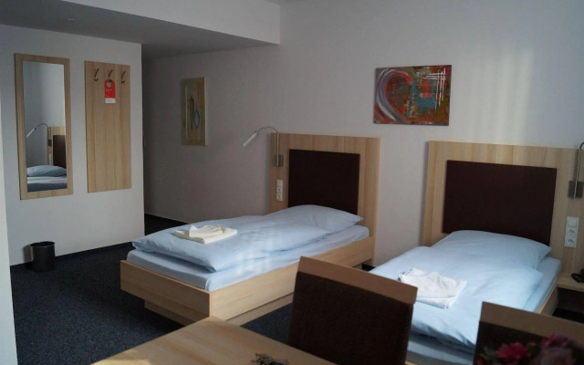 Hotel Am Vogelsanger Weg