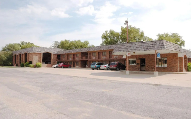 Lehrs Motel
