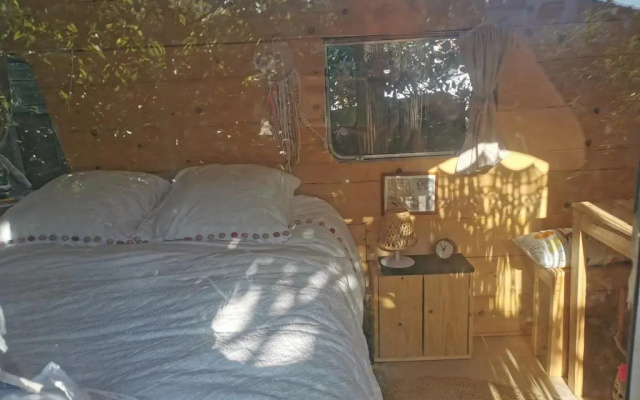 Gite Azkendantza 2a6 Pers Avec Caravane Insolite