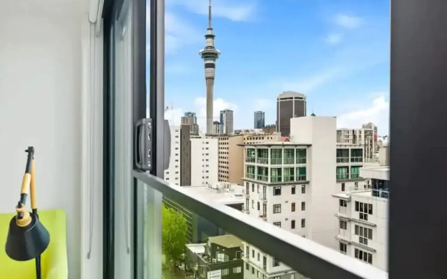 Heart of the City Stylish 1BR Flat | Zodiak Stays